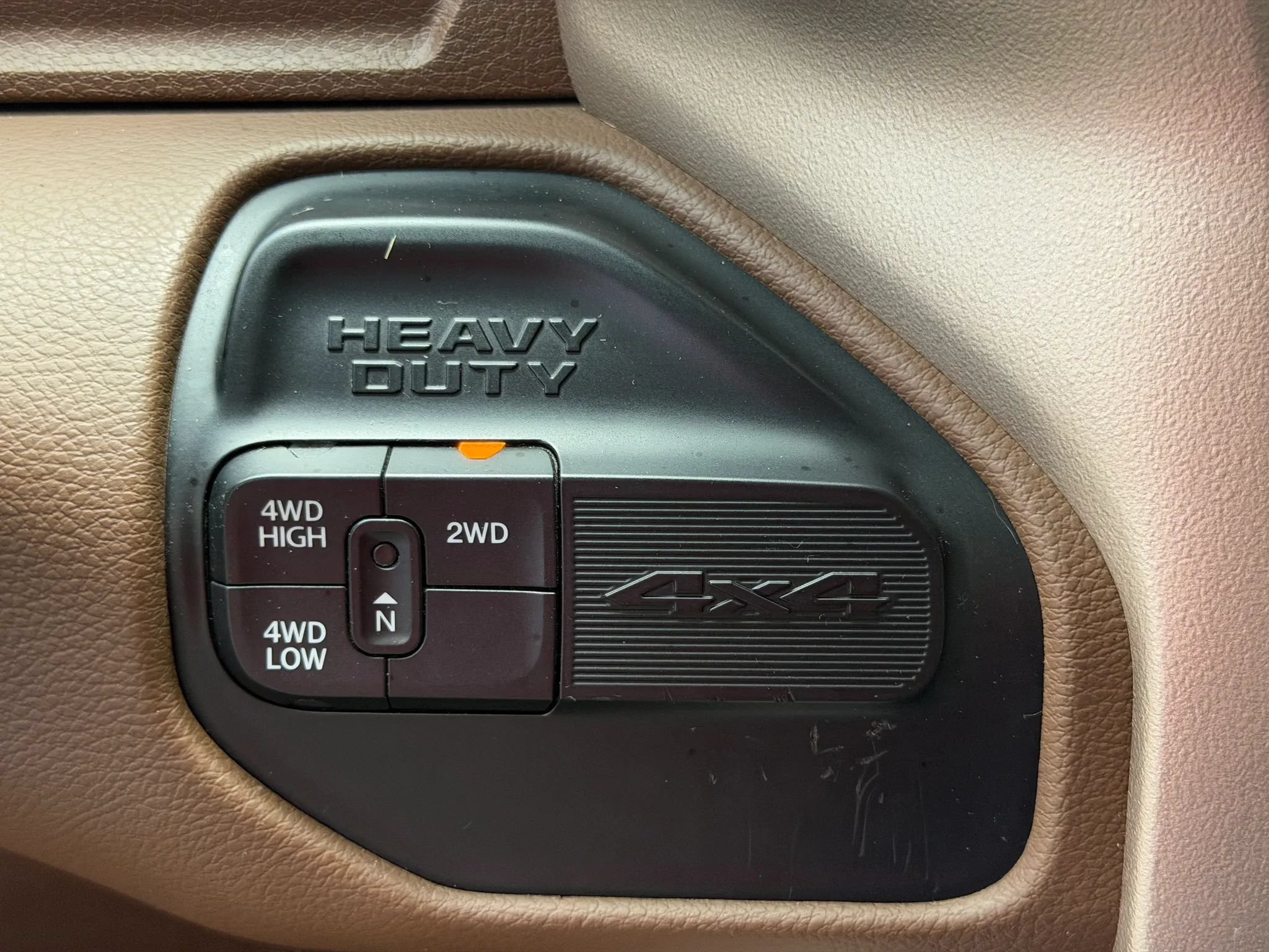 Used 2022 RAM 3500 Laramie AWD/4WD image 13