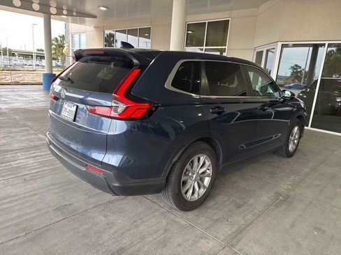 Used 2024 Honda CR-V EX image 3