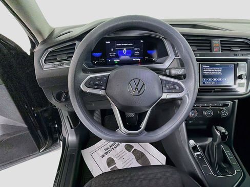 Certified 2023 Volkswagen Tiguan S FWD image 10