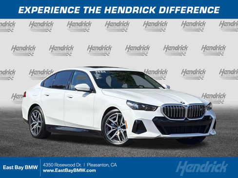 Used 2024 BMW i5 eDrive40i w/ M Sport Package RWD image 1