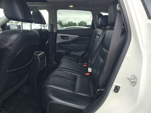 Used 2020 Nissan Murano SL w/ Moonroof Package FWD image 14
