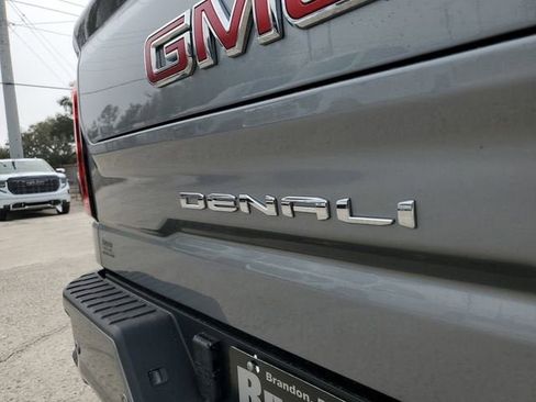 New 2026 GMC Sierra 1500 Denali w/ Denali Reserve Package image 9