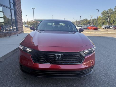 Used 2025 Honda Accord LX image 25