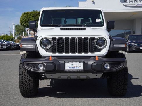 New 2026 Jeep Gladiator Mojave image 8