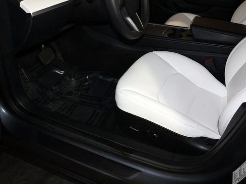 Used 2023 Tesla Model 3 Standard Range RWD image 22