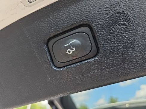 Certified 2019 Ford Edge SEL w/ Equipment Group 201A FWD image 13