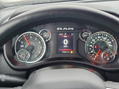 Used 2024 RAM 2500 Big Horn w/ Bed Utility Group image 11