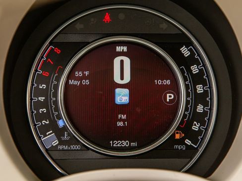 Used 2017 FIAT 500 Pop FWD image 16