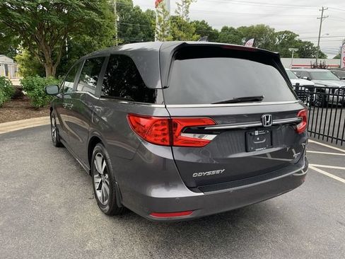 Used 2023 Honda Odyssey Touring image 6