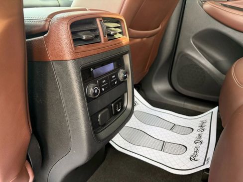 Used 2017 Buick Envision Essence image 10