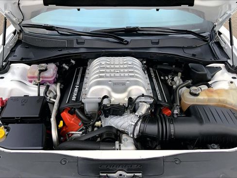 Used 2023 Dodge Charger SRT Hellcat w/ Harman/Kardon Audio Group image 30