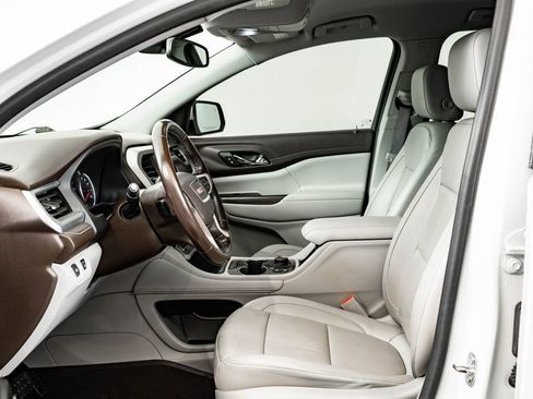 Used 2020 GMC Acadia SLT FWD image 22