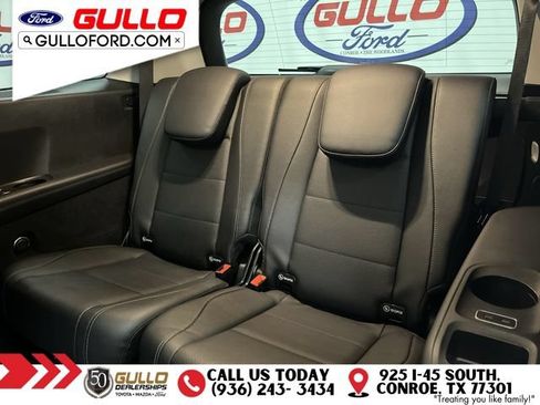 Used 2023 Mercedes-Benz GLS 450 4MATIC image 16