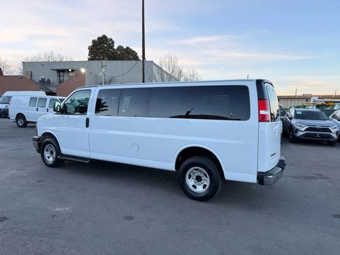 Used 2023 Chevrolet Express 3500 LT w/ LT Preferred Equipment Group image 4
