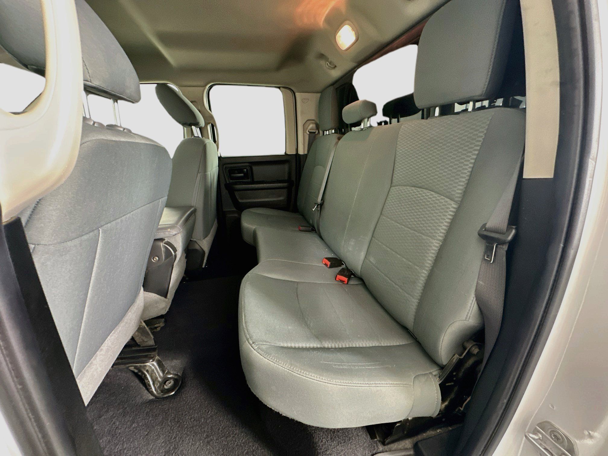 Used 2019 RAM 1500 Express RWD image 25