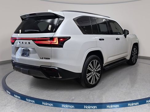 New 2026 Lexus LX 700h Luxury image 5