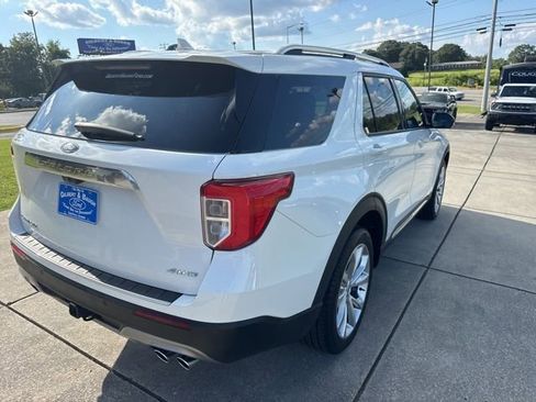 Used 2023 Ford Explorer Platinum w/ Class IV Trailer Tow Package image 7