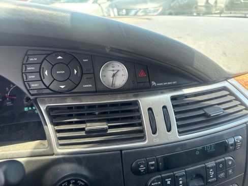 Used 2006 Chrysler Pacifica Limited AWD/4WD image 28