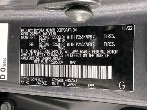 Used 2023 Toyota 4Runner SR5 RWD image 33