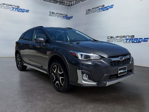 Used 2020 Subaru Crosstrek w/ Moonroof Package w/Navigation image 3