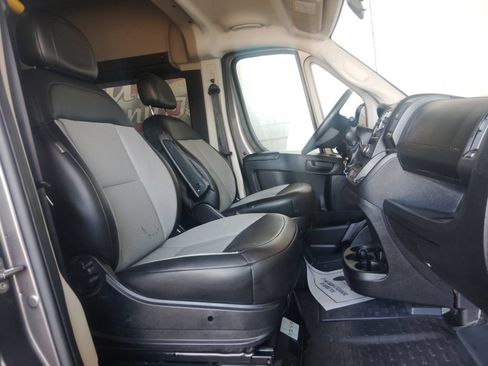 Used 2019 RAM ProMaster 2500 FWD image 13