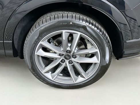 Used 2025 Audi Q3 2.0T Premium AWD/4WD image 24