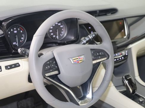 Used 2024 Cadillac XT6 Premium Luxury w/ Technology Package image 42
