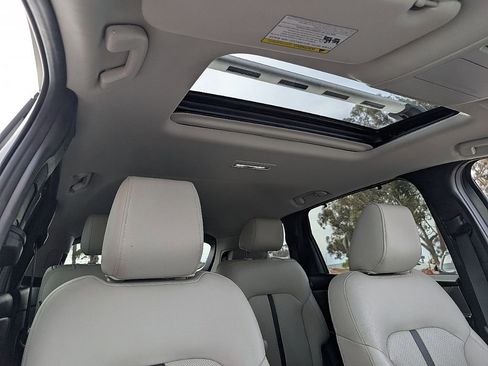 Used 2024 MAZDA CX-90 Plug-In Hybrid w/ Preferred image 19