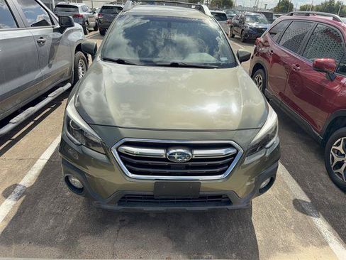 Used 2019 Subaru Outback 2.5i Premium w/ Popular Package #2 AWD/4WD image 2