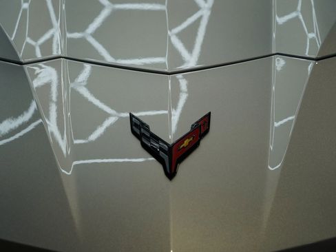 Used 2021 Chevrolet Corvette Stingray Preferred Cpe w/ 2LT image 32