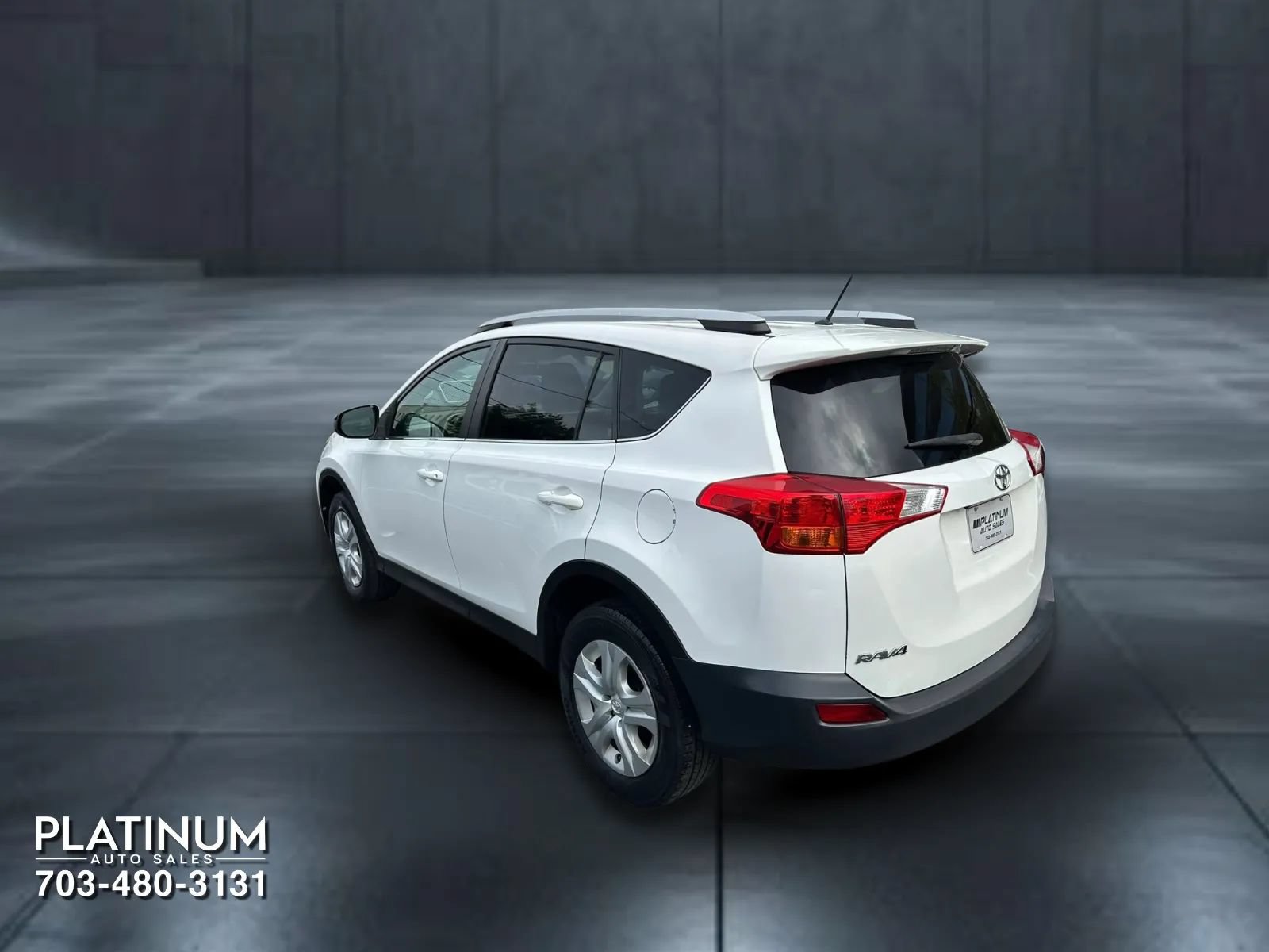 Used 2015 Toyota RAV4 LE AWD/4WD image 6
