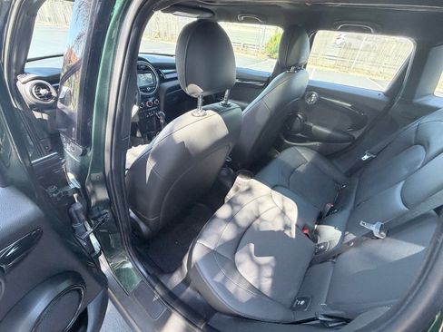Used 2019 MINI Cooper 4-Door Hardtop FWD image 15