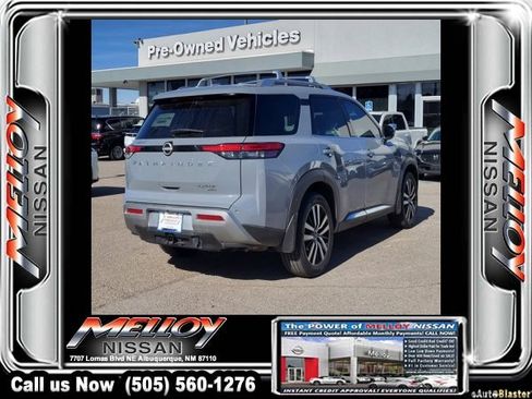 Used 2024 Nissan Pathfinder Platinum image 6
