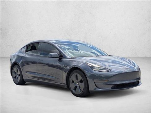 Used 2022 Tesla Model 3 Long Range AWD/4WD image 3