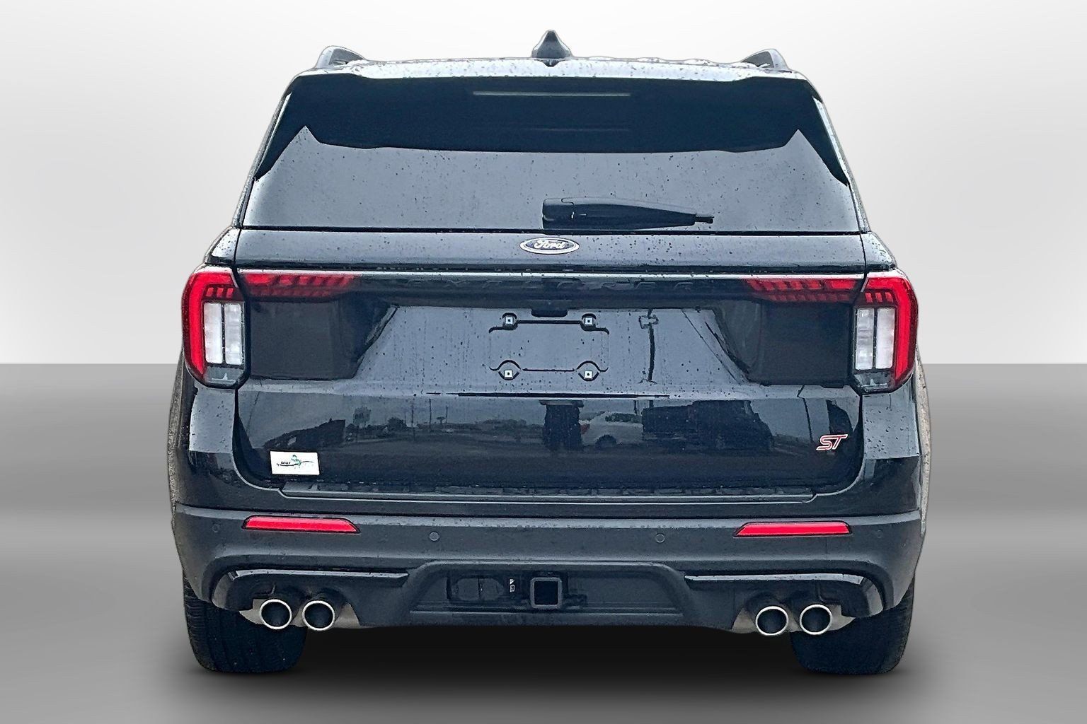 Used 2025 Ford Explorer ST RWD image 4