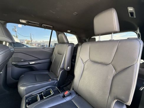 Used 2024 Lexus TX 500h AWD image 8