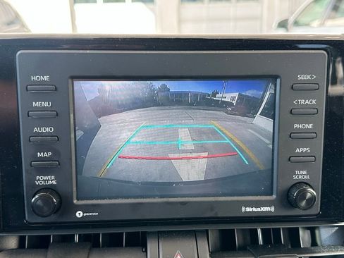 Used 2020 Toyota RAV4 XLE w/ Convenience Package AWD/4WD image 11