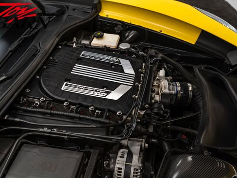 Used 2015 Chevrolet Corvette Z06 w/ 2LZ Preferred Equipment Group image 59