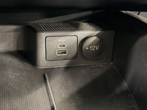 Certified 2024 Ford Escape Active AWD/4WD image 32