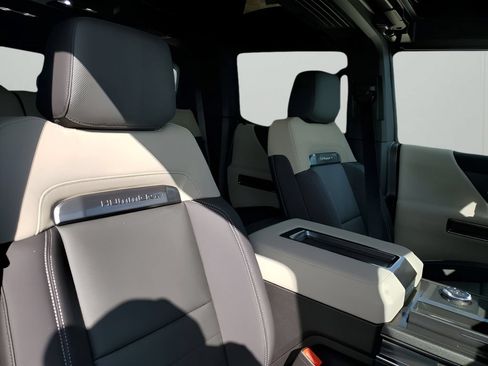 New 2026 GMC Hummer EV SUV AWD/4WD image 18