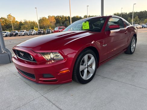 Used 2013 Ford Mustang GT Premium w/ Comfort Pkg image 2