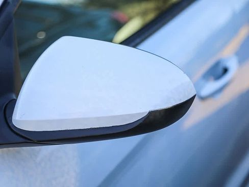 Used 2017 Hyundai Elantra SE image 17