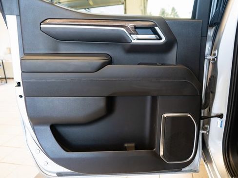 Used 2022 Chevrolet Silverado 1500 RST w/ Convenience Package II image 25