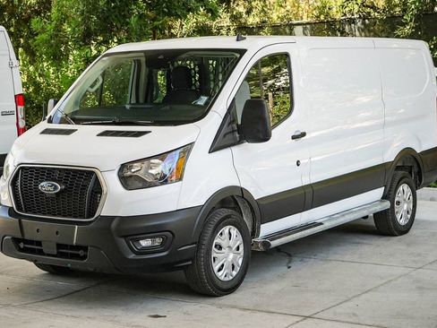 Used 2025 Ford Transit 250 Low Roof w/ Exterior Upgrade Package RWD image 3