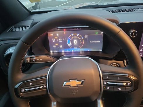 New 2025 Chevrolet Colorado LT w/ LT Convenience Package image 15