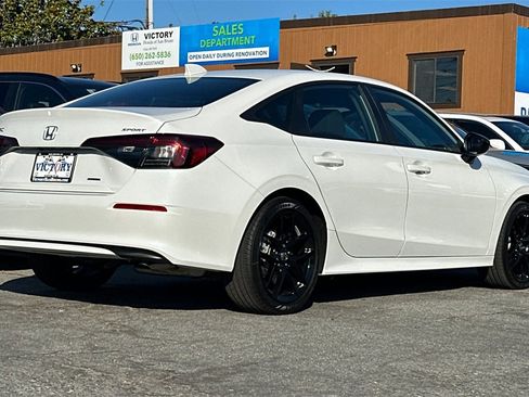 New 2025 Honda Civic Sport image 4