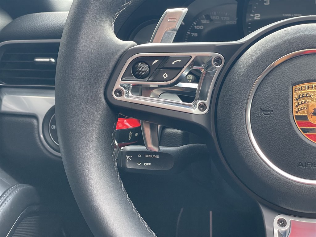 Used 2014 Porsche 911 Carrera image 25