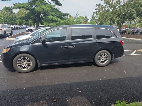Used 2013 Honda Odyssey EX-L image 9