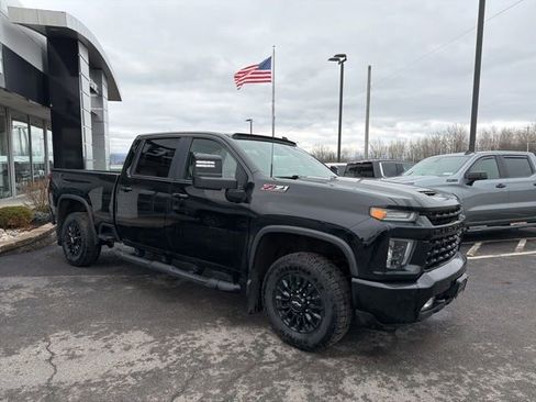 Used 2021 Chevrolet Silverado 2500 LT w/ Midnight Edition AWD/4WD image 7