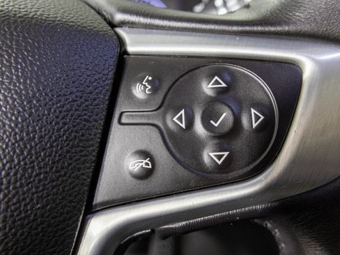 Used 2017 GMC Acadia SLE image 30